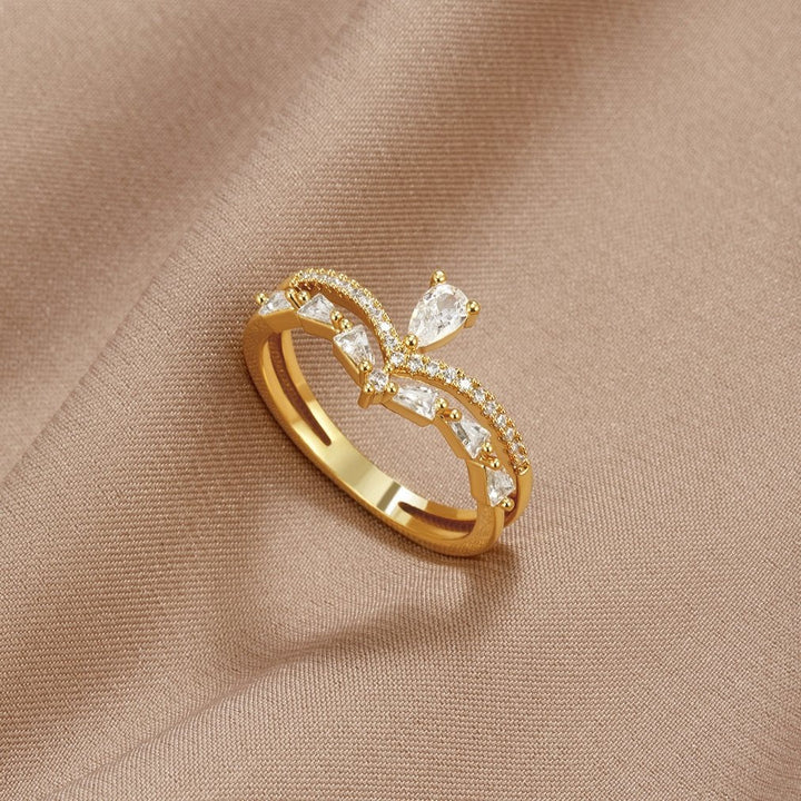 Aura – Eleganter Kristallring