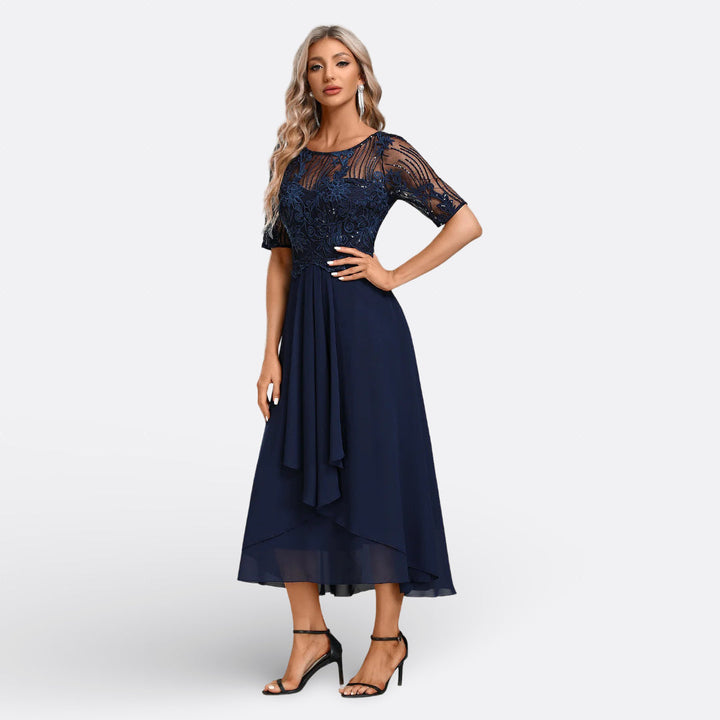 Mariana – Kurzarmkleid mit Spitze