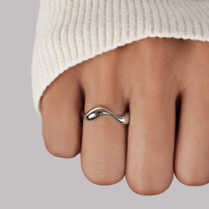 Schlicht-eleganter Minimalisten-Ring