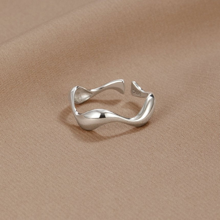 Schlicht-eleganter Minimalisten-Ring