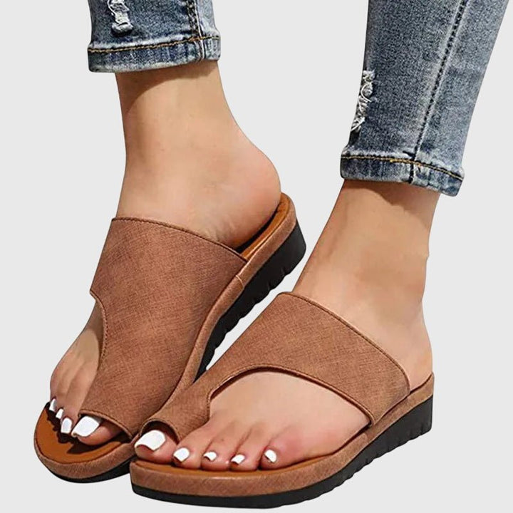 Albertine | Orthopädische Sandalen