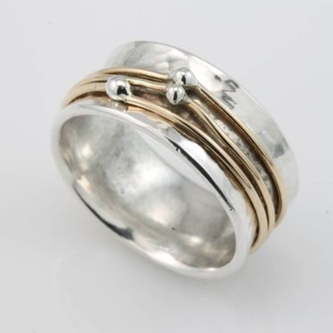 Mehrlagiger Ring im Vintage-Stil