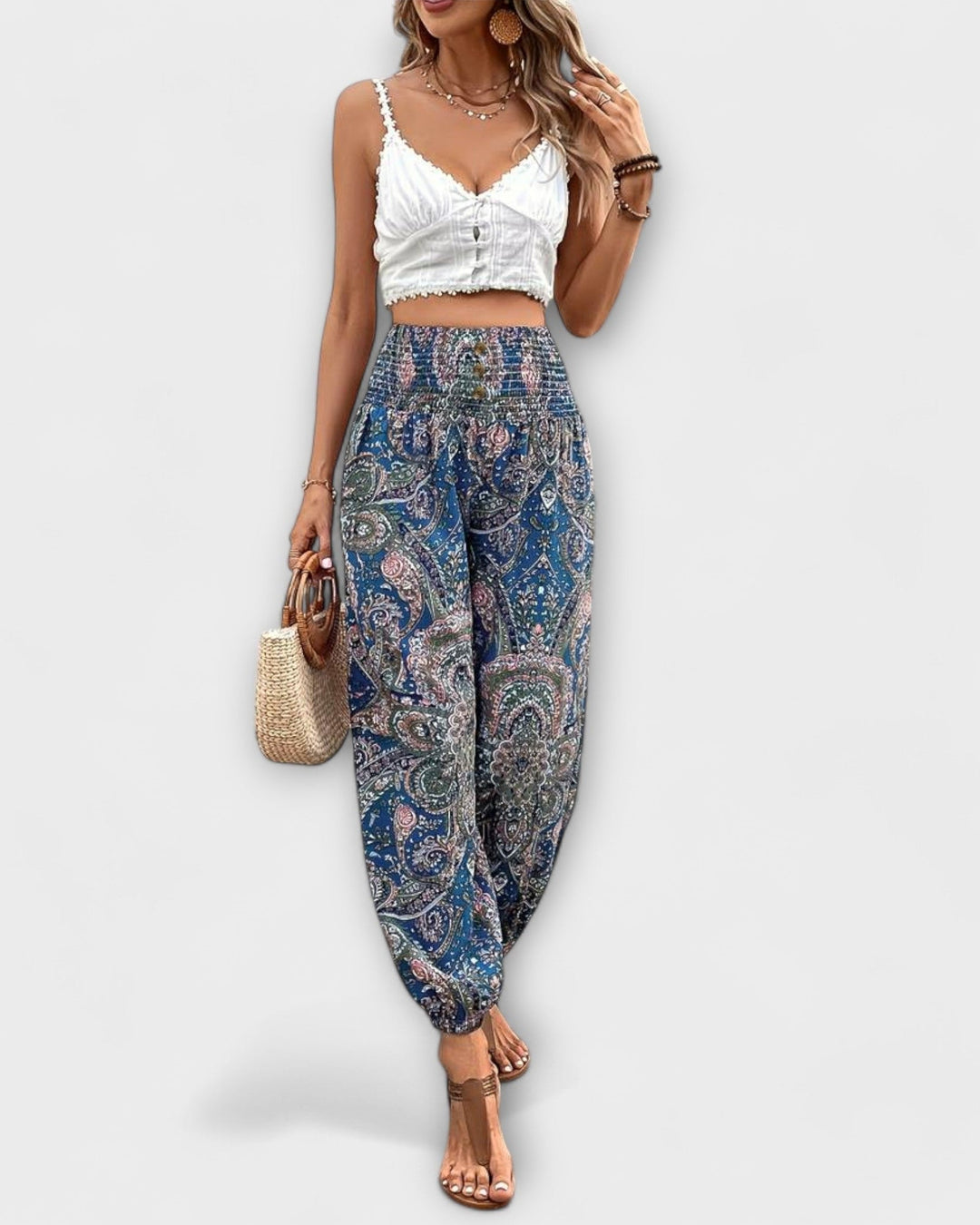 Stoffhose im Ethno-Stil
