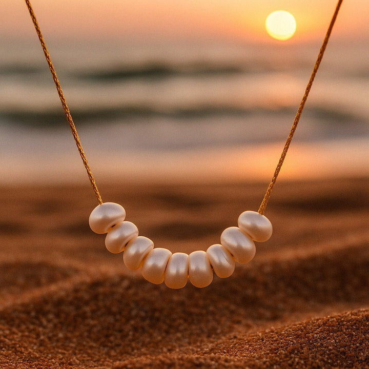 Olivia | Perlenkette mit Goldrand