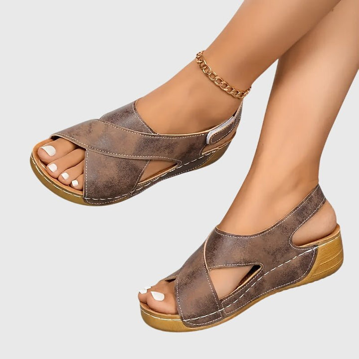 Regina Sandalen