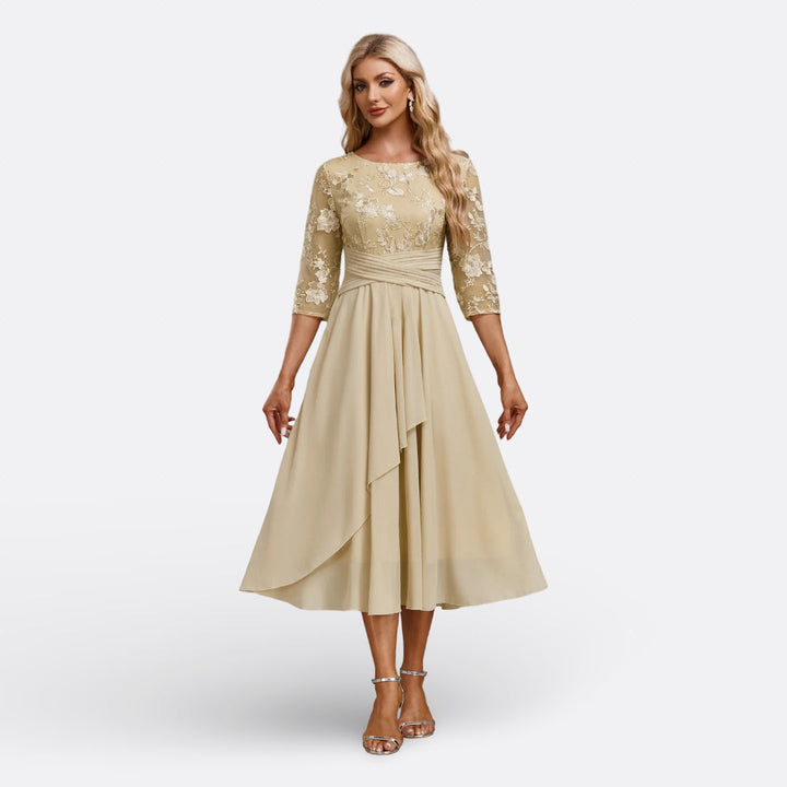 Mariana – Kurzarmkleid mit Spitze