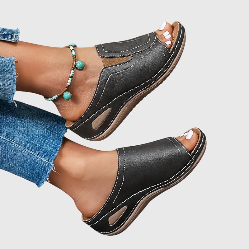 Stina | Orthopädische Sandalen