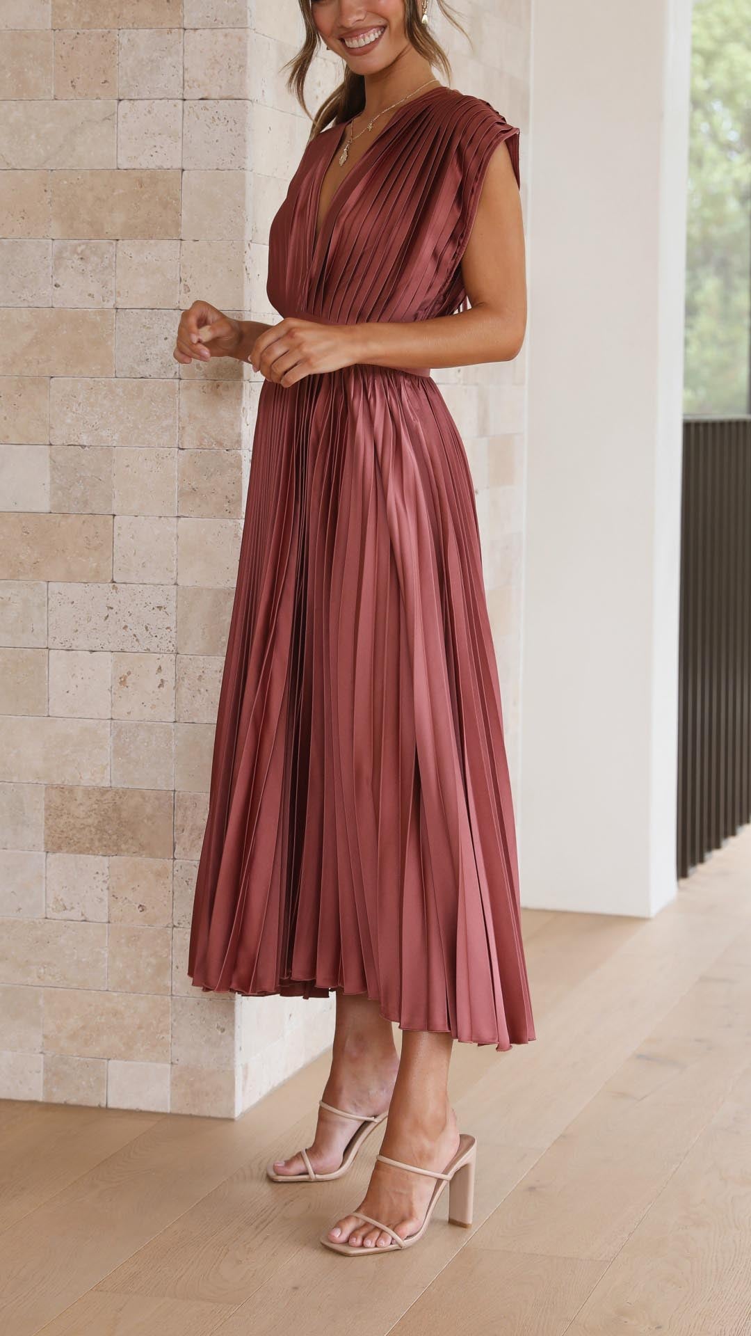Elsa | Elegantes Plisseekleid