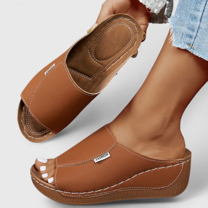 Thea | Orthopädische Sandalen