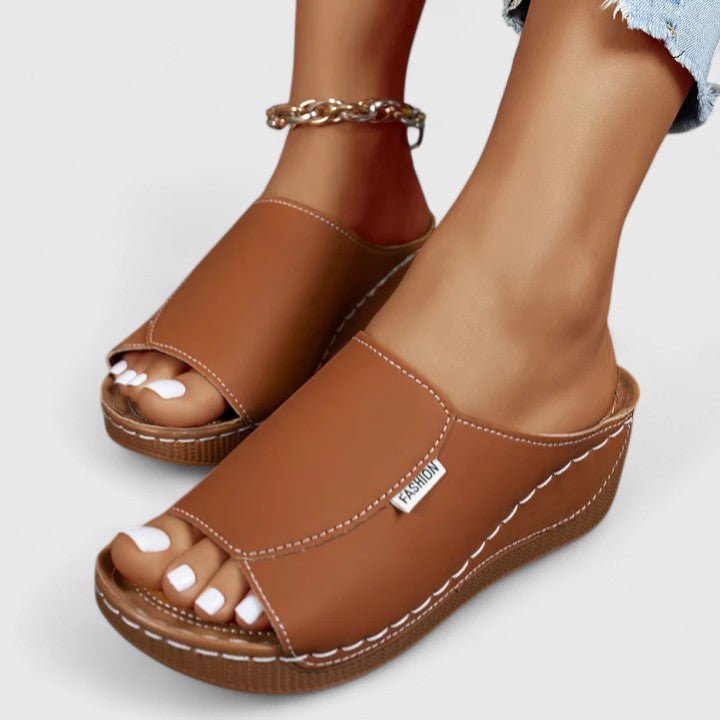 Thea | Orthopädische Sandalen