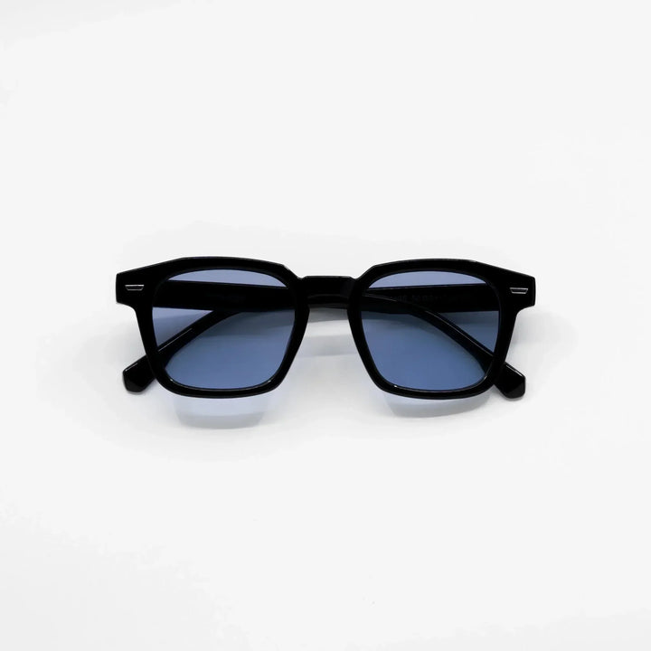 Tilde-Brille
