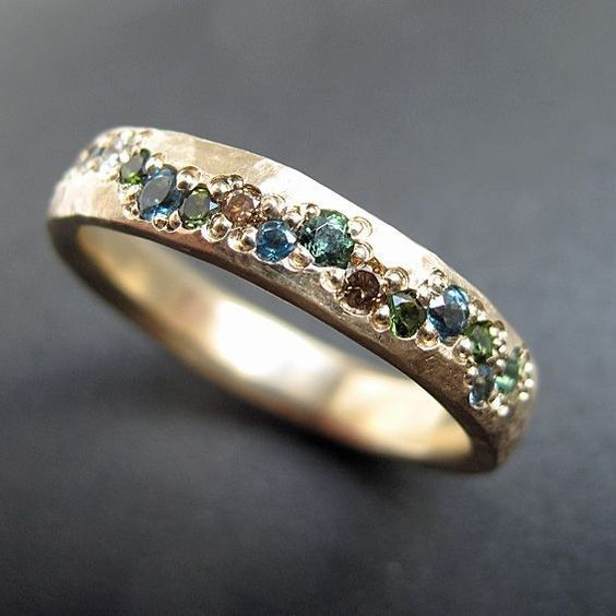 Retro-Ring in Goldfarbe