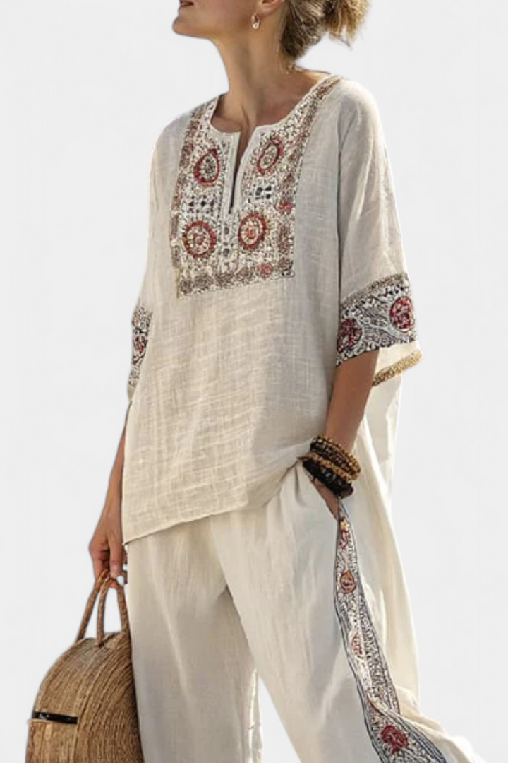 Sommer-Outfit aus gewebtem Stoff
