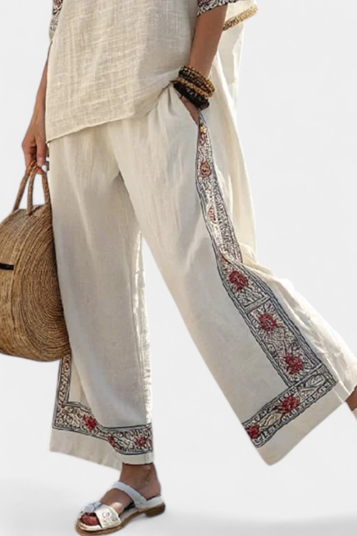 Sommer-Outfit aus gewebtem Stoff