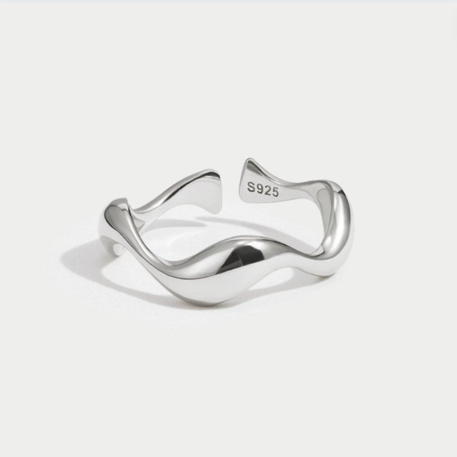 Schlicht-eleganter Minimalisten-Ring